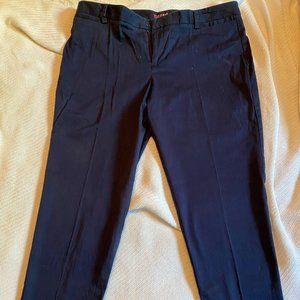 Ladies navy blue cropped pants
